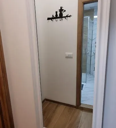 Kolura Apartment