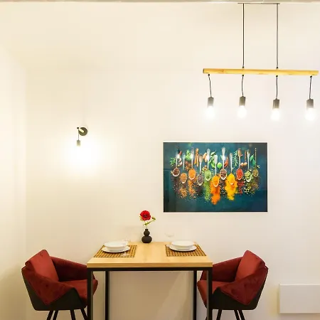 Kolura Apartment *
